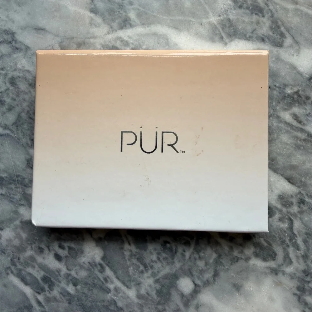 Pur On Point Friday Eyeshadow Palette